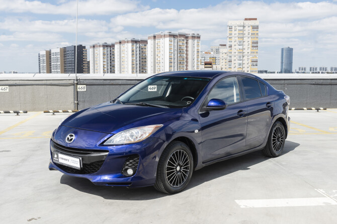 Mazda 3 II (BL) Рестайлинг с пробегом 2012 года, цена 730 000 рублей, 245000 км, седан, Автокод Объявления