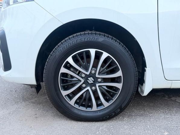 Suzuki Ertiga II с пробегом 2022 года, цена 1 699 000 рублей, 40374 км, компактвэн, Автокод Объявления