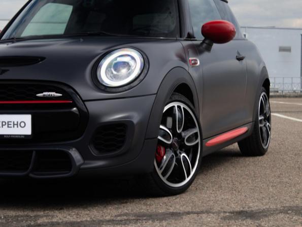 Mini Hatch III (F55/F56) Рестайлинг с пробегом 2020 года, цена 2 950 000 рублей, 66950 км, хэтчбек, Автокод Объявления