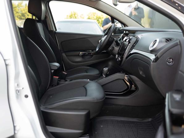 Renault Kaptur I Рестайлинг с пробегом 2021 года, цена 1 705 000 рублей, 73361 км, внедорожник, Автокод Объявления