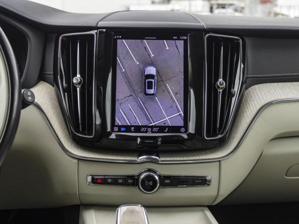 Volvo XC60 II Рестайлинг с пробегом 2021 года, цена 4 629 000 рублей, 76000 км, внедорожник, Автокод Объявления