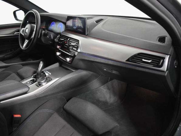BMW 5 серии VII (G30/G31/G38) с пробегом 2018 года, цена 3 128 960 рублей, 160155 км, седан, Автокод Объявления