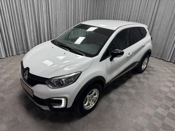 Renault Kaptur I с пробегом 2017 года, цена 1 320 000 рублей, 72306 км, внедорожник, Автокод Объявления