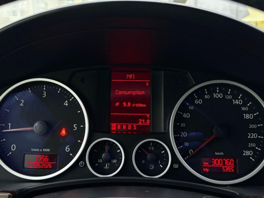 Volkswagen Touareg I Рестайлинг Уфа  - изображение 17