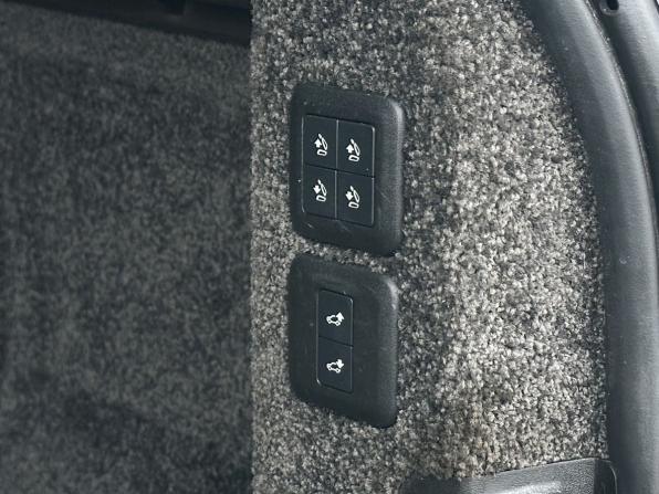Land Rover Range Rover IV Рестайлинг с пробегом 2018 года, цена 5 670 000 рублей, 132859 км, внедорожник, Автокод Объявления