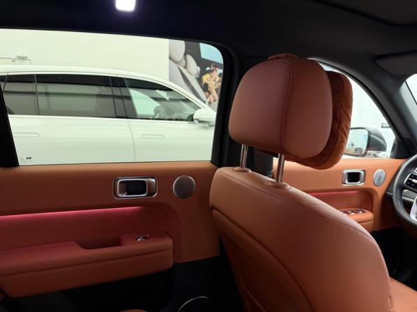 Новый Li Auto (Lixiang) L7 I Рестайлинг 2025 года, цена 10 690 000 рублей, внедорожник, Автокод Объявления