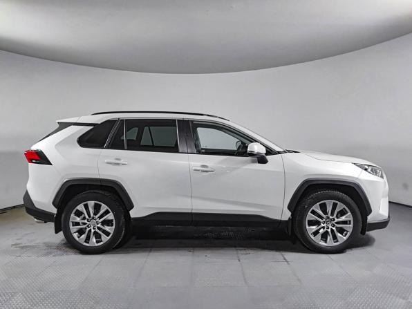 Toyota RAV4 V (XA50) с пробегом 2021 года, цена 3 650 000 рублей, 44200 км, внедорожник, Автокод Объявления