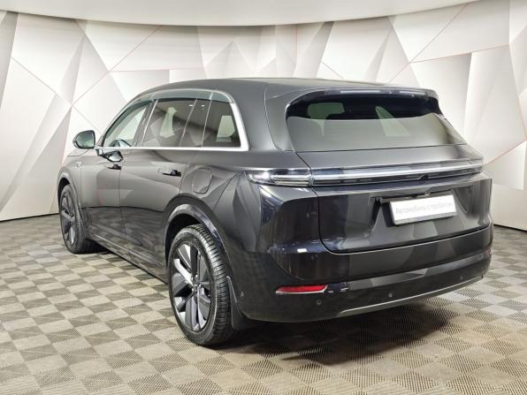 Li Auto (Lixiang) L7 I Рестайлинг с пробегом 2024 года, цена 7 100 000 рублей, 28628 км, внедорожник, Автокод Объявления