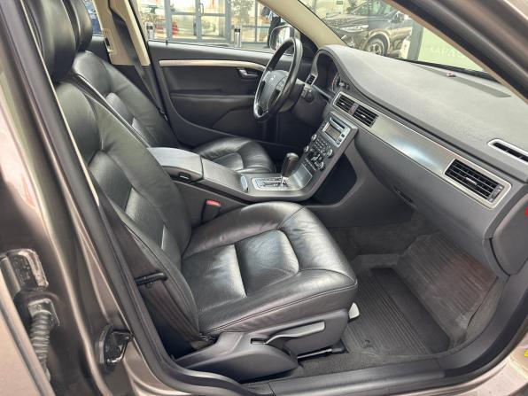Volvo V70 III с пробегом 2007 года, цена 1 129 000 рублей, 178149 км, универсал, Автокод Объявления
