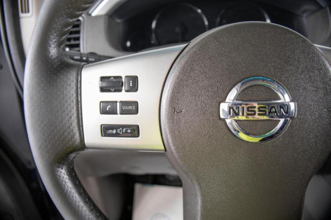 Nissan Pathfinder III Рестайлинг с пробегом 2012 года, цена 1 419 000 рублей, 270145 км, внедорожник, Автокод Объявления