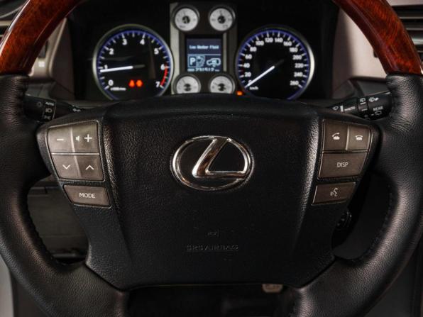 Lexus LX III с пробегом 2011 года, цена 2 798 070 рублей, 231512 км, внедорожник, Автокод Объявления