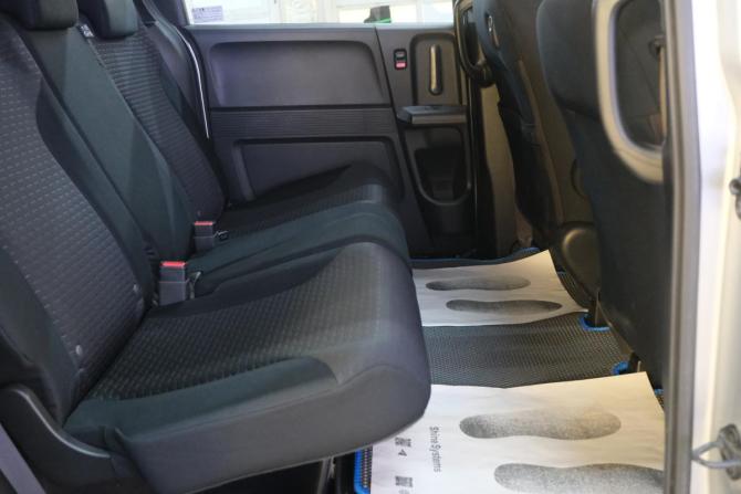 Honda Freed I Рестайлинг с пробегом 2012 года, цена 1 079 000 рублей, 198000 км, компактвэн, Автокод Объявления