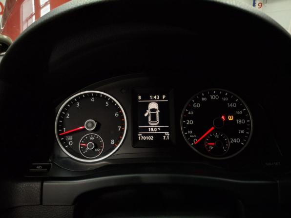 Volkswagen Tiguan I Рестайлинг с пробегом 2012 года, цена 1 340 000 рублей, 170101 км, внедорожник, Автокод Объявления