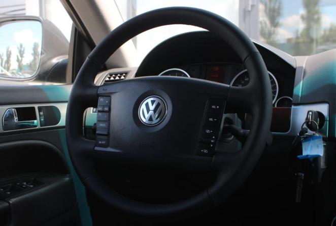 Volkswagen Touareg I Рестайлинг с пробегом 2008 года, цена 1 060 000 рублей, 239953 км, внедорожник, Автокод Объявления