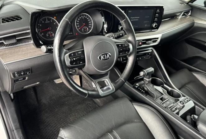 Kia K5 II с пробегом 2020 года, цена 2 185 000 рублей, 84043 км, седан, Автокод Объявления