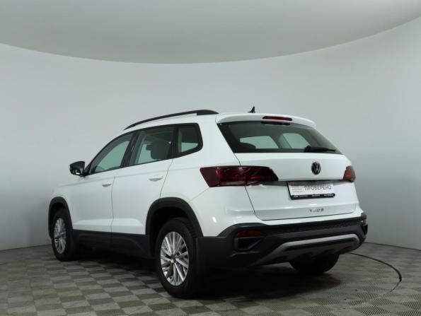 Volkswagen Taos I с пробегом 2021 года, цена 2 390 000 рублей, 57387 км, внедорожник, Автокод Объявления