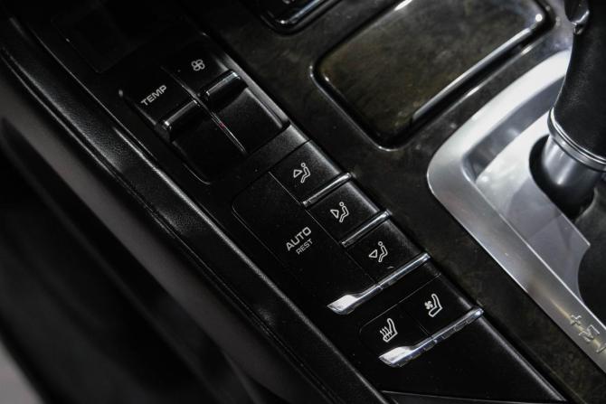 Porsche Cayenne II (958) с пробегом 2011 года, цена 2 629 000 рублей, 230000 км, внедорожник, Автокод Объявления