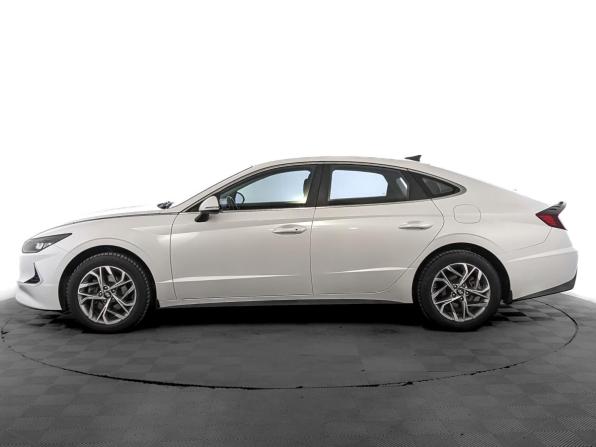 Hyundai Sonata VIII (DN8) с пробегом 2020 года, цена 2 599 000 рублей, 82101 км, седан, Автокод Объявления