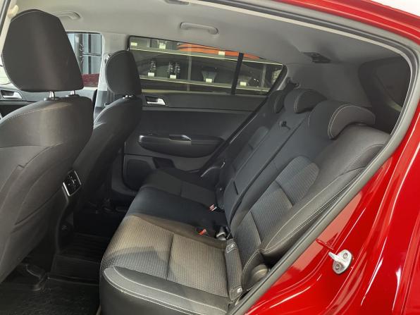 Kia Sportage IV Рестайлинг с пробегом 2019 года, цена 2 220 000 рублей, 102500 км, внедорожник, Автокод Объявления
