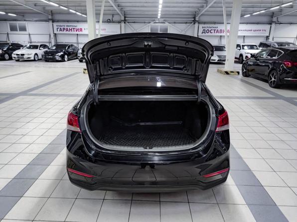 Hyundai Solaris II с пробегом 2019 года, цена 935 000 рублей, 154995 км, седан, Автокод Объявления