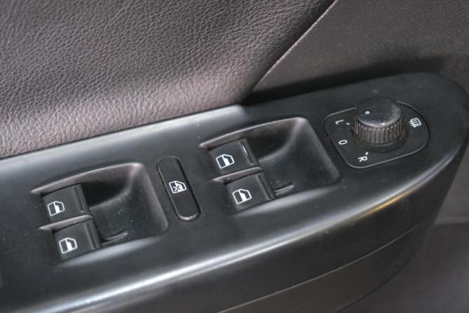 Volkswagen Passat B6 с пробегом 2008 года, цена 829 000 рублей, 289450 км, седан, Автокод Объявления