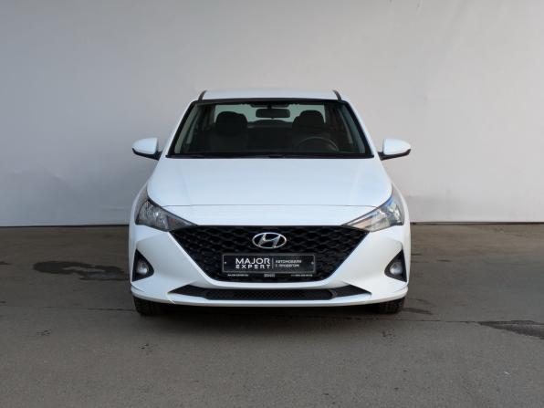 Hyundai Solaris II Рестайлинг с пробегом 2022 года, цена 1 700 000 рублей, 74258 км, седан, Автокод Объявления