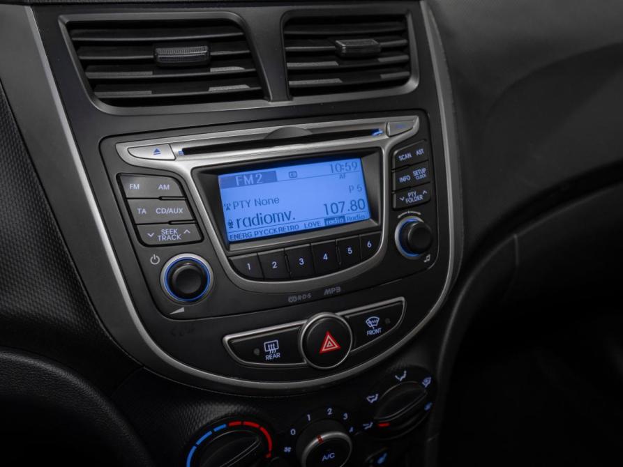 Hyundai Solaris I Москва  - изображение 15