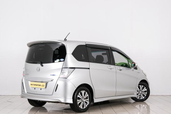 Honda Freed I Рестайлинг с пробегом 2013 года, цена 1 129 000 рублей, 147000 км, компактвэн, Автокод Объявления