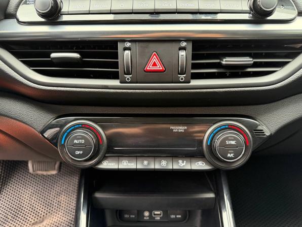 Kia Cerato IV с пробегом 2019 года, цена 1 255 000 рублей, 264600 км, седан, Автокод Объявления
