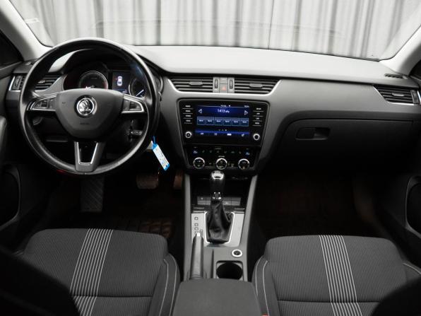 Skoda Octavia III (A7) Рестайлинг с пробегом 2017 года, цена 2 180 000 рублей, 78755 км, лифтбек, Автокод Объявления