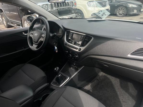 Hyundai Solaris II с пробегом 2018 года, цена 1 149 000 рублей, 125000 км, седан, Автокод Объявления