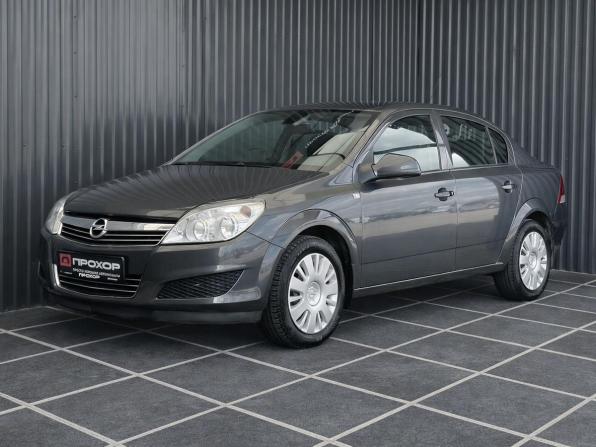 Opel Astra H Рестайлинг с пробегом 2012 года, цена 720 000 рублей, 87009 км, седан, Автокод Объявления