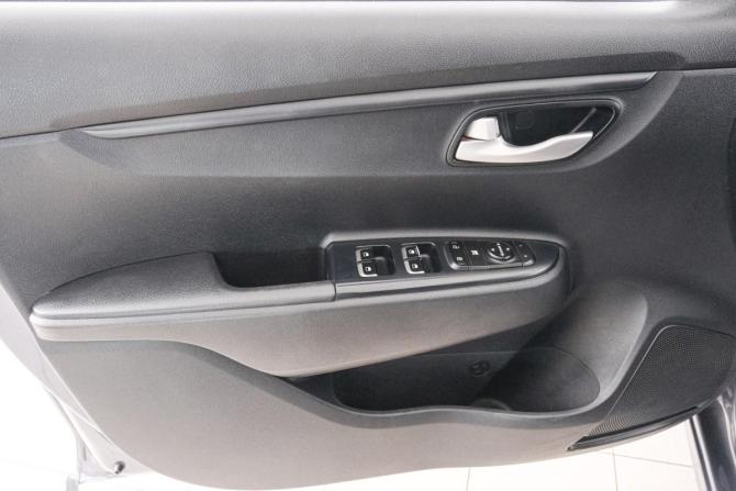 Kia Rio IV с пробегом 2017 года, цена 1 209 000 рублей, 190500 км, седан, Автокод Объявления