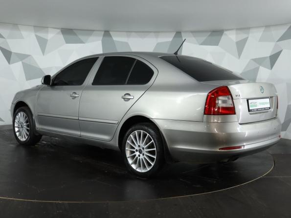 Skoda Octavia II (A5) Рестайлинг с пробегом 2011 года, цена 679 000 рублей, 196657 км, лифтбек, Автокод Объявления