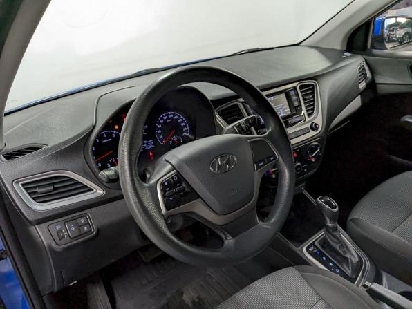 Hyundai Solaris II с пробегом 2020 года, цена 1 450 000 рублей, 122057 км, седан, Автокод Объявления