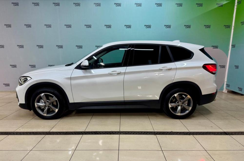 BMW X1 II (F48) Рестайлинг Набережные Челны  - изображение 4