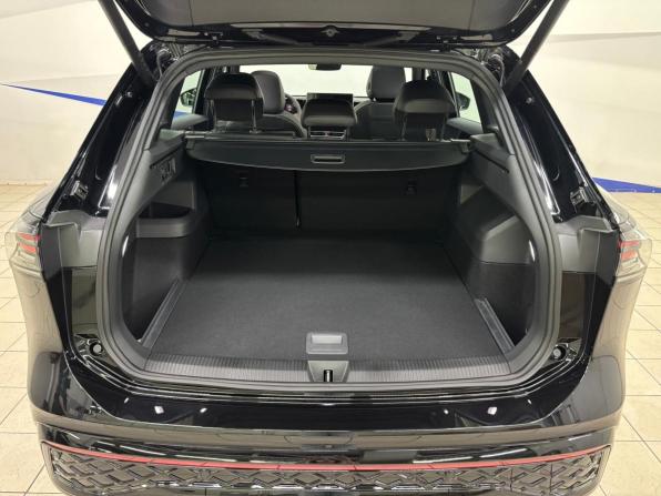 Volkswagen Tiguan III (China Market) с пробегом 2026 года, цена 4 900 000 рублей, 19 км, внедорожник, Автокод Объявления