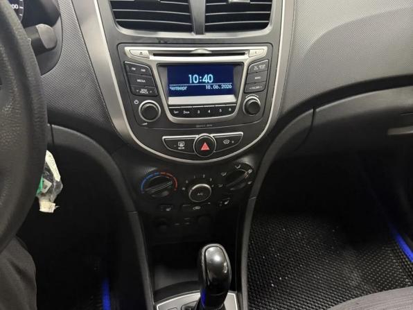 Hyundai Solaris I Рестайлинг с пробегом 2014 года, цена 699 000 рублей, 353350 км, седан, Автокод Объявления