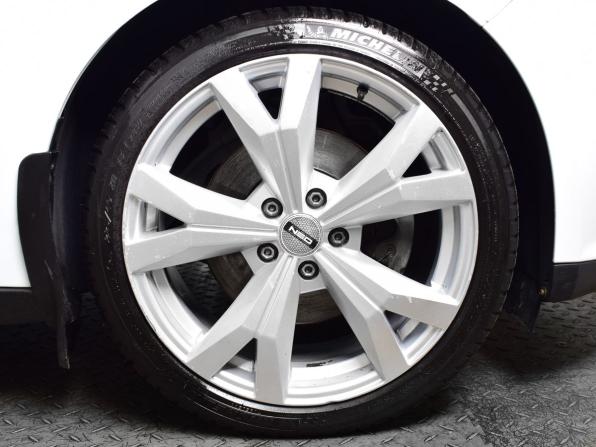 Ford Focus III с пробегом 2013 года, цена 899 999 рублей, 195895 км, хэтчбек, Автокод Объявления
