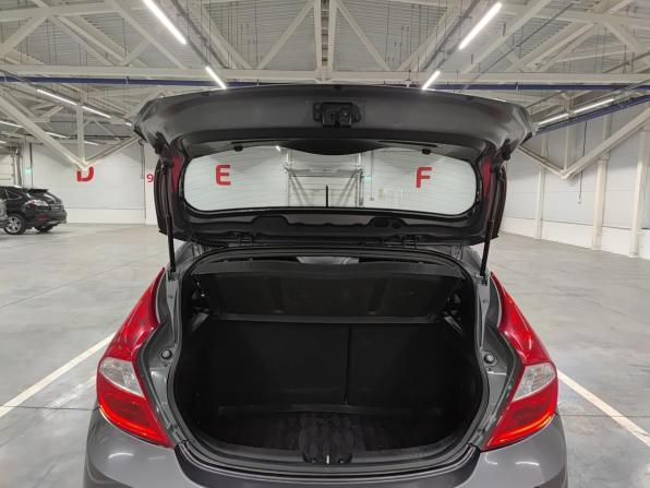 Hyundai Solaris I с пробегом 2014 года, цена 670 000 рублей, 193921 км, хэтчбек, Автокод Объявления