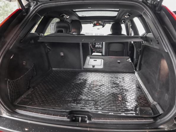 Volvo XC60 II с пробегом 2019 года, цена 3 599 000 рублей, 119299 км, внедорожник, Автокод Объявления