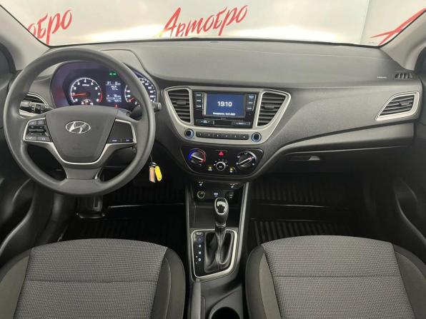 Hyundai Solaris II Рестайлинг с пробегом 2022 года, цена 1 589 000 рублей, 75906 км, седан, Автокод Объявления