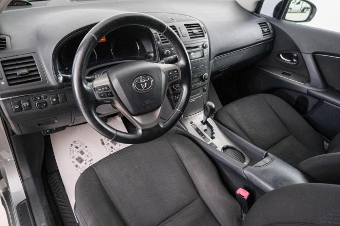 Toyota Avensis III с пробегом 2009 года, цена 1 199 000 рублей, 203000 км, седан, Автокод Объявления