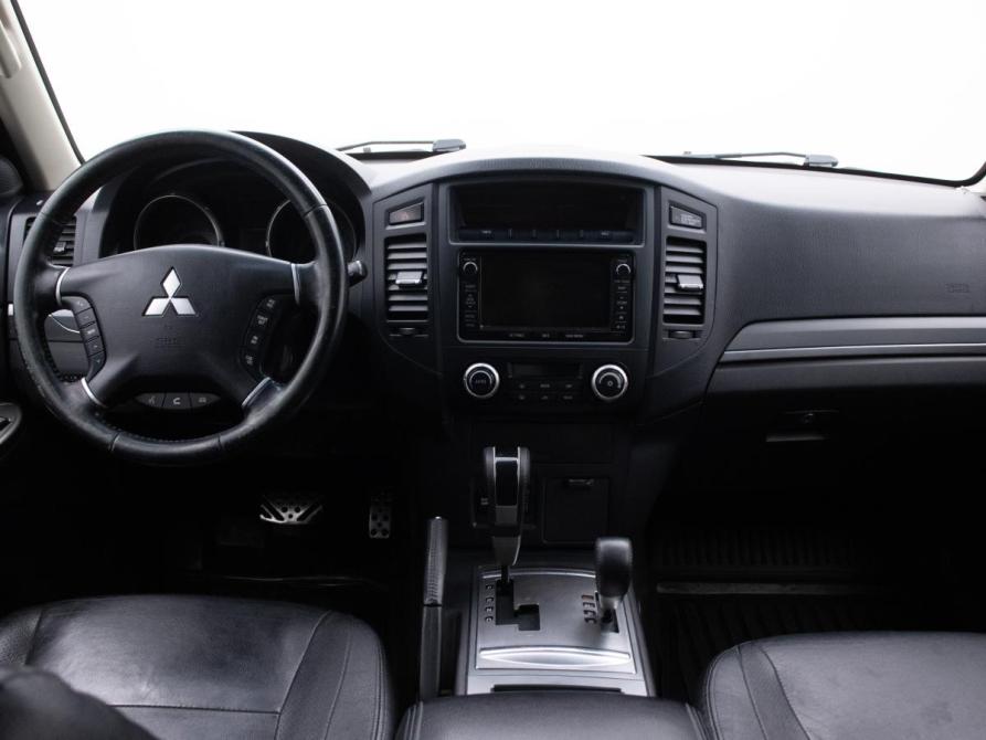 Mitsubishi Pajero IV Рестайлинг 1 Москва  - изображение 13