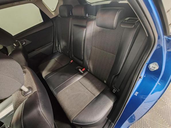 Toyota Auris II с пробегом 2013 года, цена 1 220 000 рублей, 146941 км, хэтчбек, Автокод Объявления