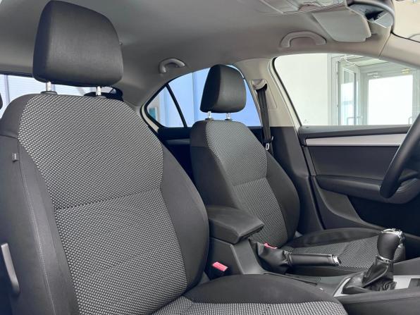 Skoda Octavia III (A7) с пробегом 2014 года, цена 1 299 000 рублей, 207908 км, лифтбек, Автокод Объявления