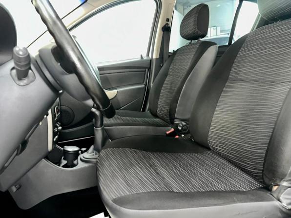 Renault Sandero I с пробегом 2013 года, цена 450 000 рублей, 179276 км, хэтчбек, Автокод Объявления