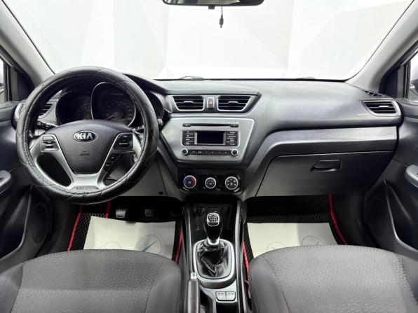 Kia Rio III Рестайлинг с пробегом 2017 года, цена 1 174 000 рублей, 118585 км, седан, Автокод Объявления