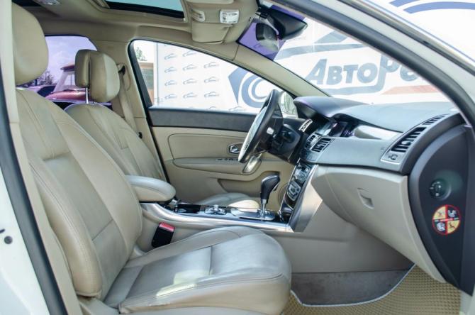 Renault Latitude I с пробегом 2013 года, цена 940 000 рублей, 200000 км, седан, Автокод Объявления