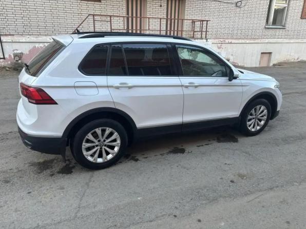 Volkswagen Tiguan II Рестайлинг с пробегом 2021 года, цена 2 599 000 рублей, 92180 км, внедорожник, Автокод Объявления